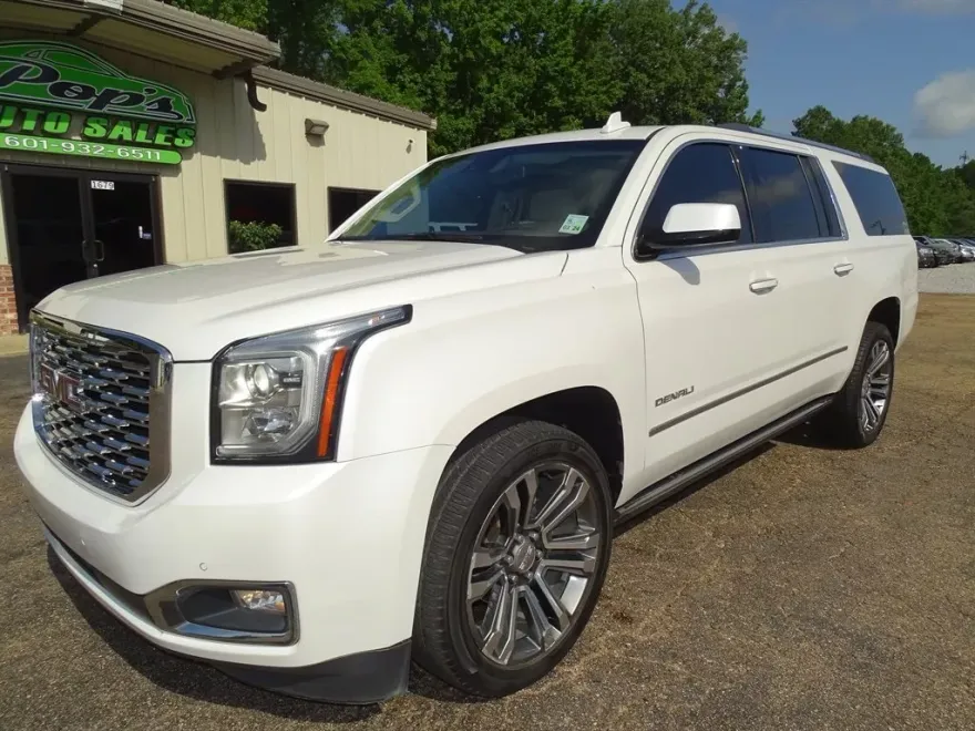 2018 Gmc Yukon XL Denali photo 1