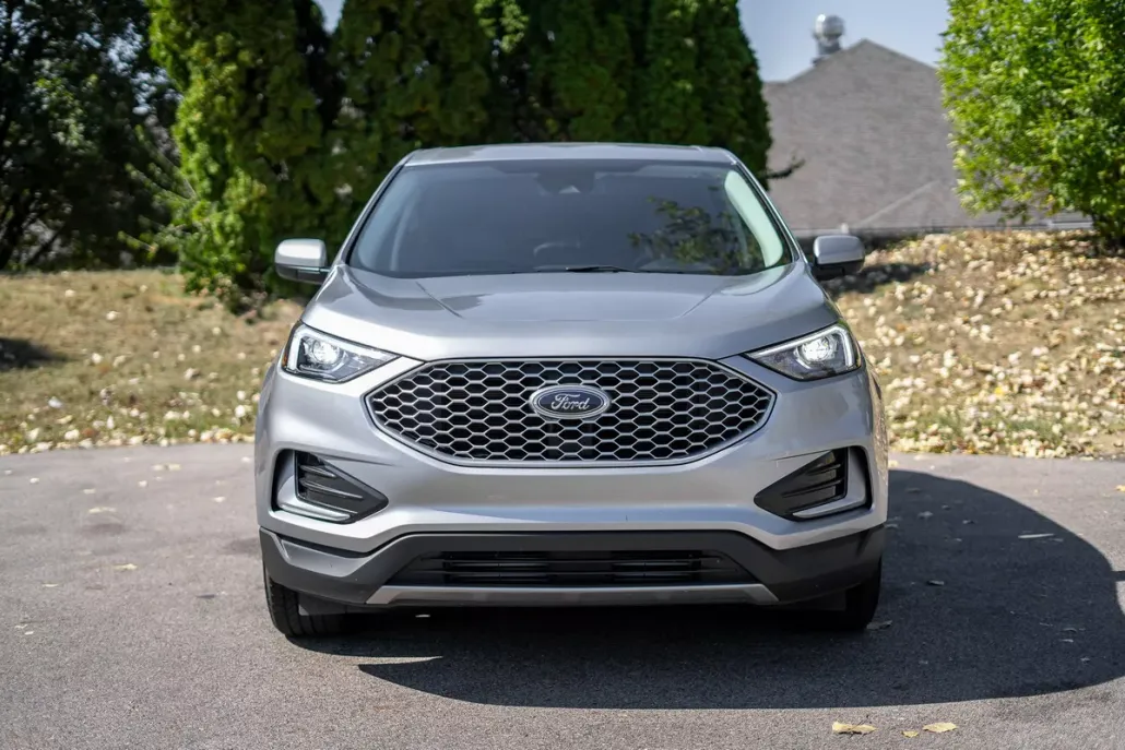 2024 Ford Edge SEL photo 1