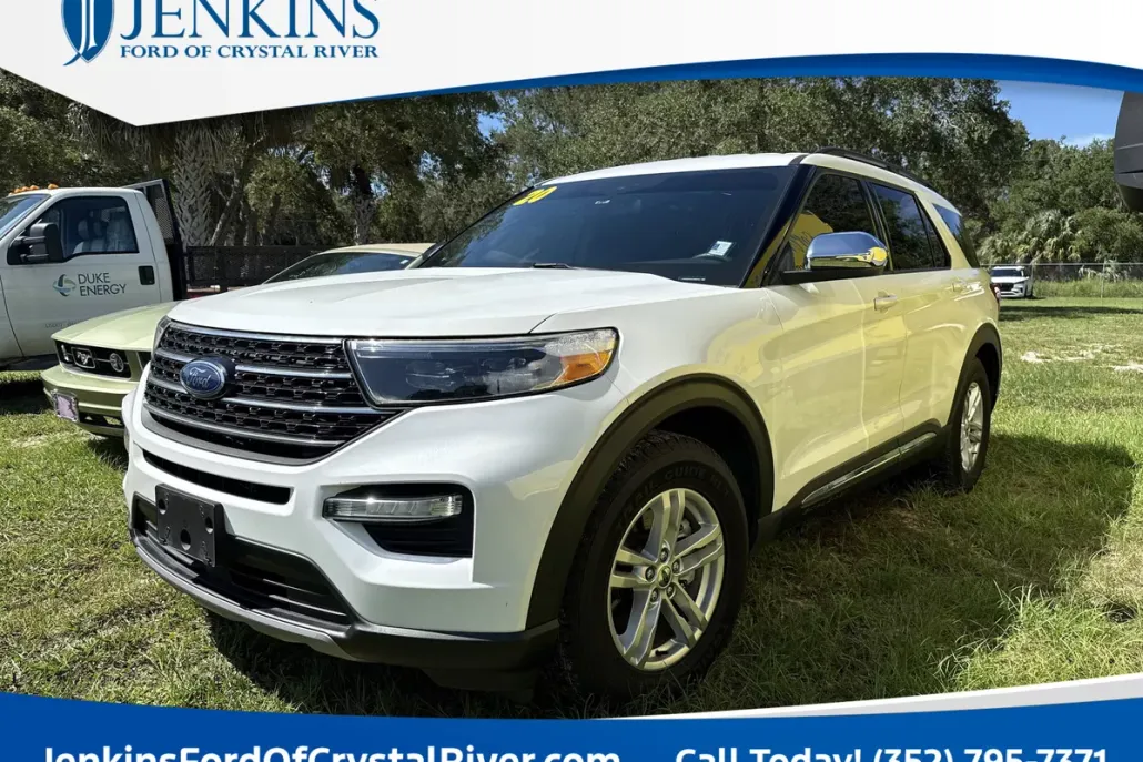 2020 Ford Explorer XLT photo 1
