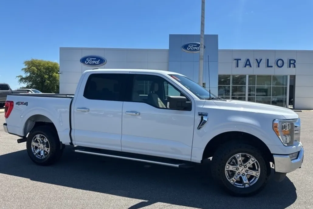2023 Ford F-150 XLT photo 1