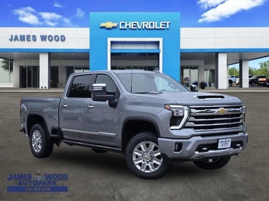 2025 Chevrolet Silverado 2500HD High Country photo 1