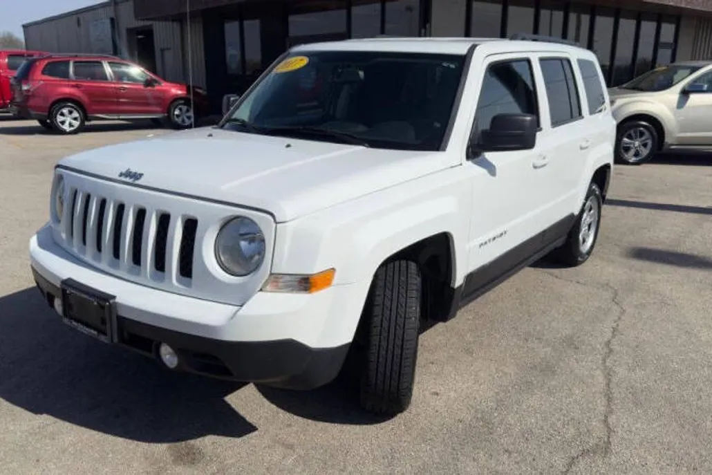 2017 Jeep Patriot Sport photo 1