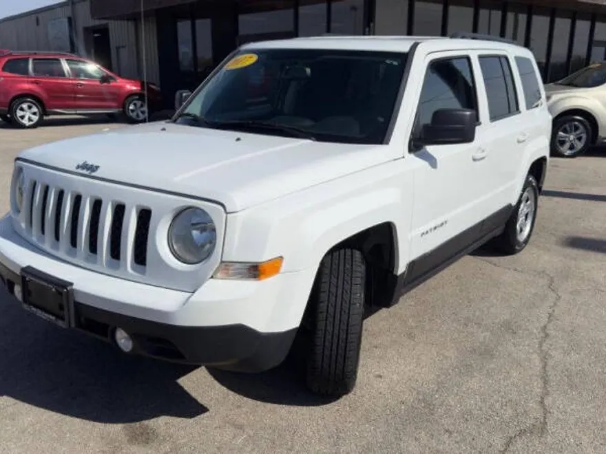 2017 Jeep Patriot Sport photo 1