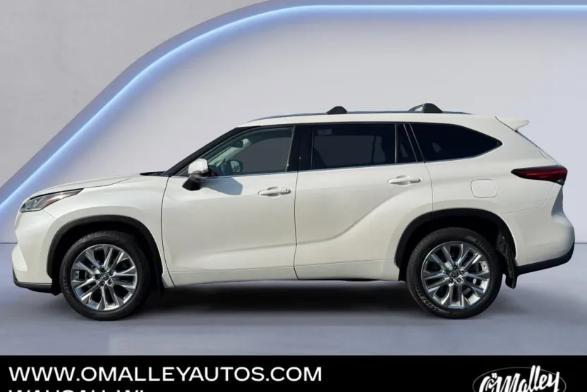 2020 Toyota Highlander Limited photo 1