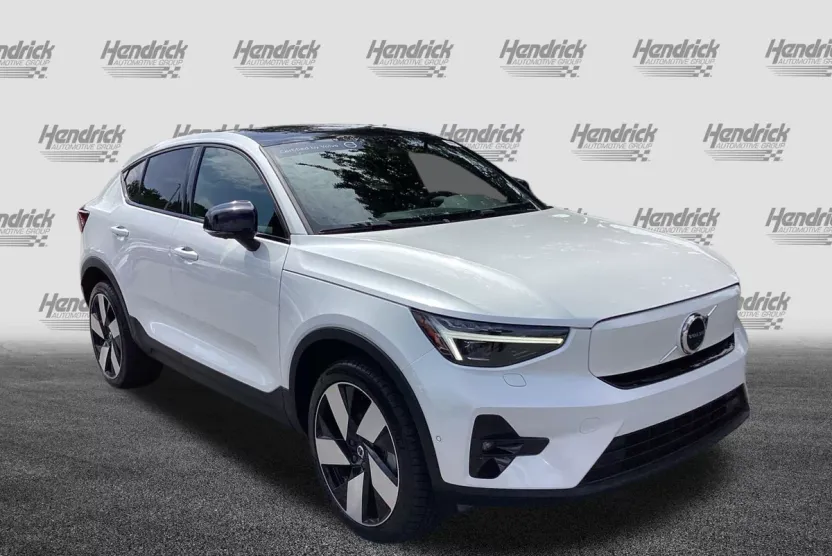 2023 Volvo C40 Recharge Ultimate photo 1