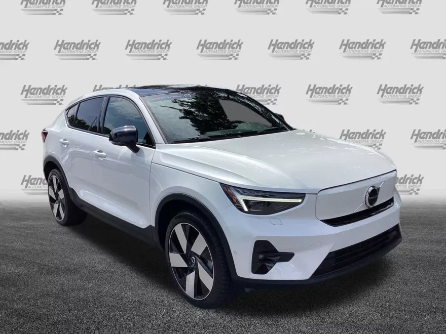 2023 Volvo C40 Recharge Ultimate photo 1