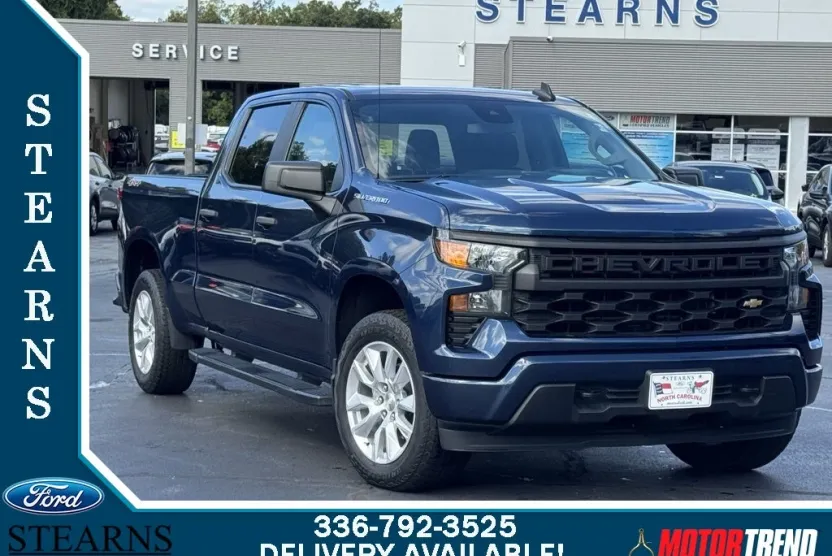 2022 Chevrolet Silverado 1500 Custom photo 1