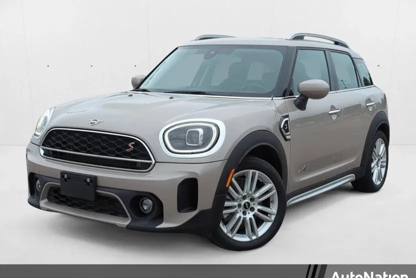 2024 Mini Countryman S ALL4 photo 1