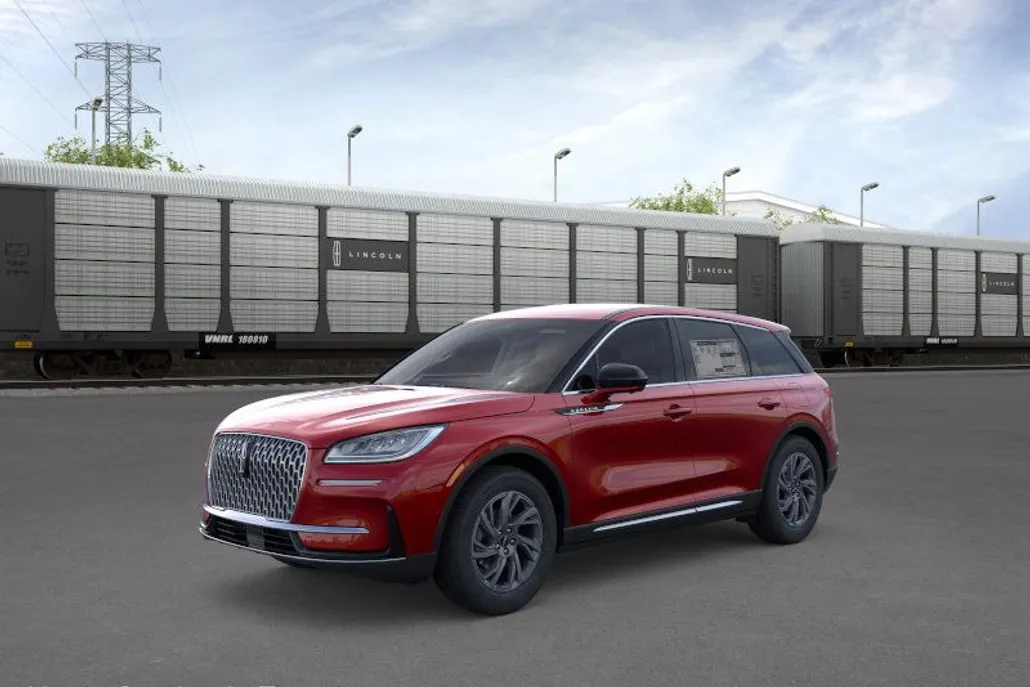 2025 Lincoln Corsair Premiere photo 1