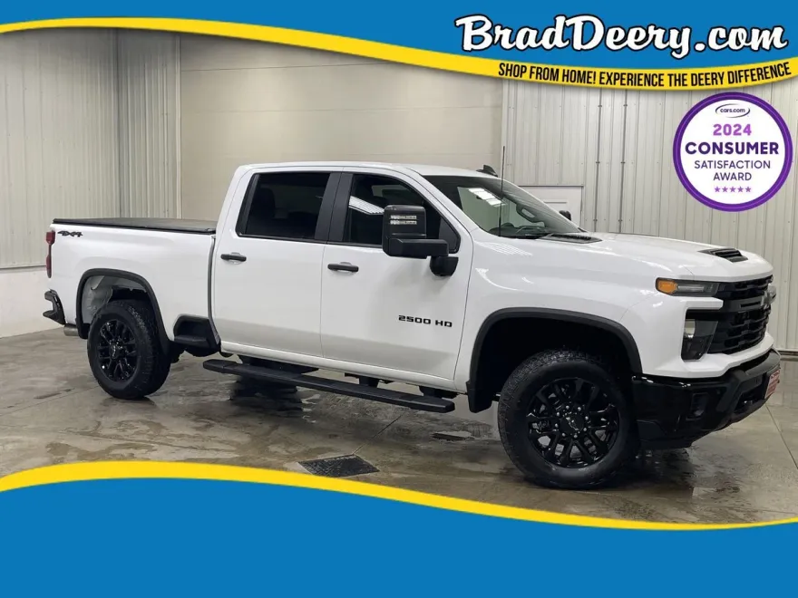 2025 Chevrolet Silverado 2500HD Custom photo 1