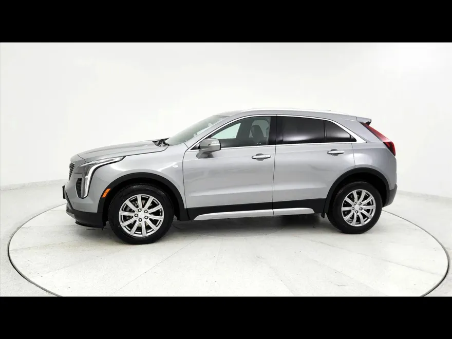 2023 Cadillac XT4 Premium Luxury photo 1