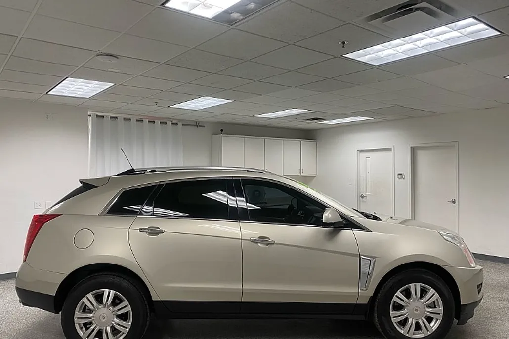 2015 Cadillac SRX Luxury photo 1