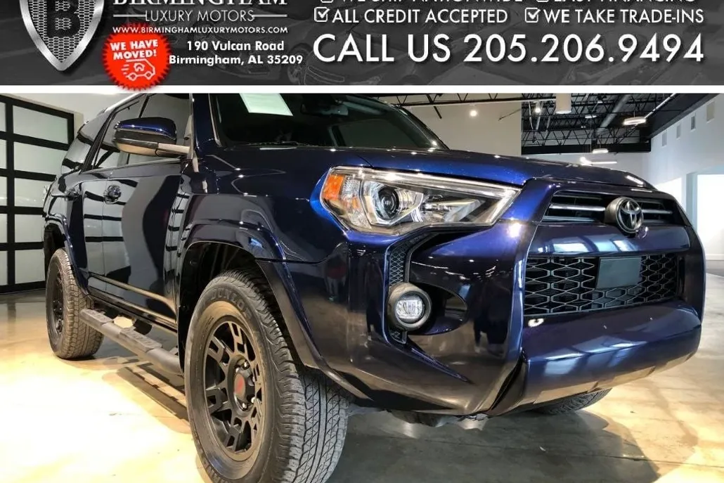 2021 Toyota 4Runner SR5 photo 1
