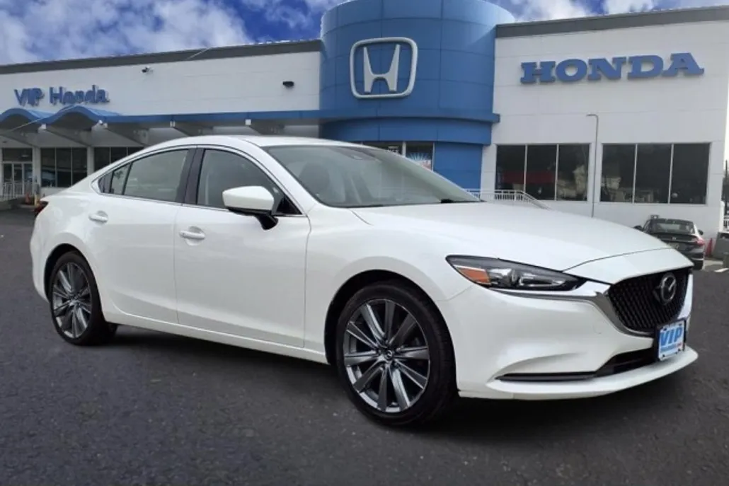 2019 Mazda Mazda6 Touring photo 1
