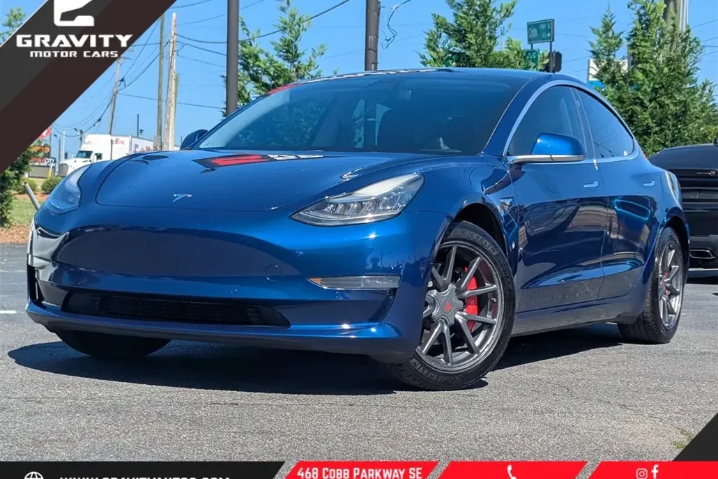 2019 Tesla Model 3 Standard Range Plus photo 1