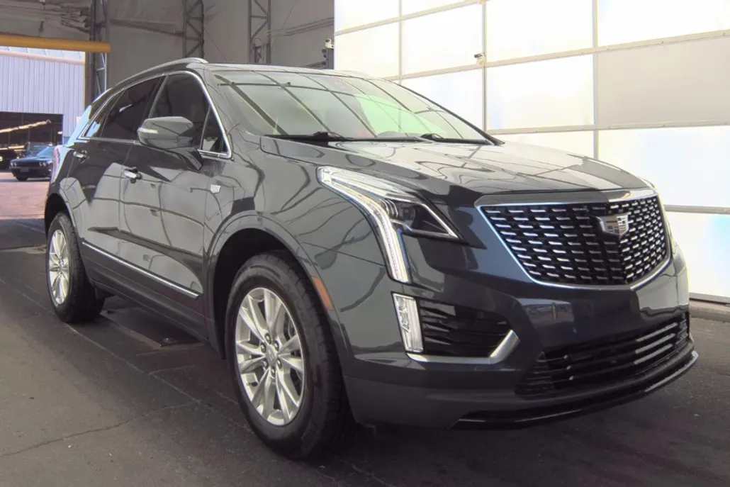 2023 Cadillac XT5 Luxury photo 1