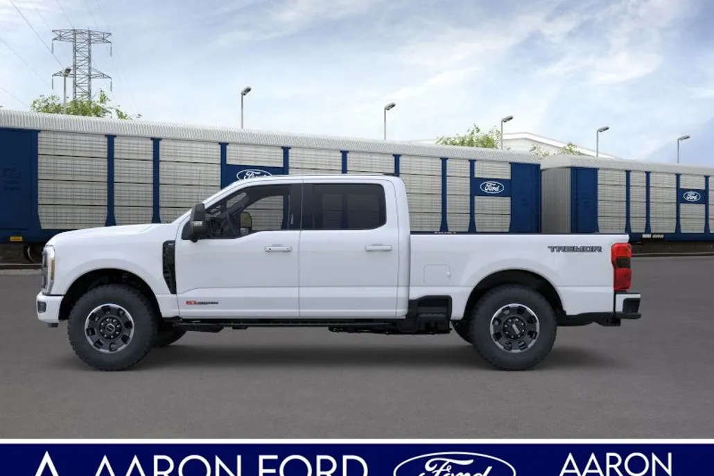 2025 Ford F-250 photo 1