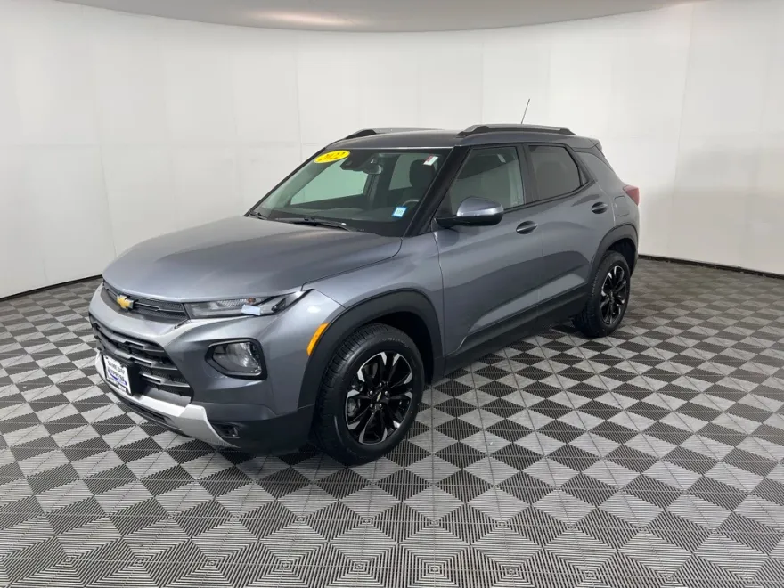 2022 Chevrolet Trailblazer LT photo 1