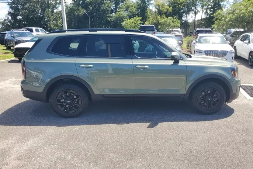 2024 Kia Telluride X-Pro photo 1