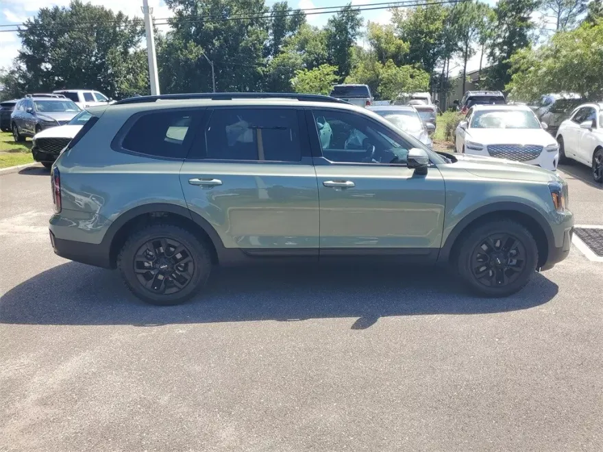 2024 Kia Telluride X-Pro photo 1