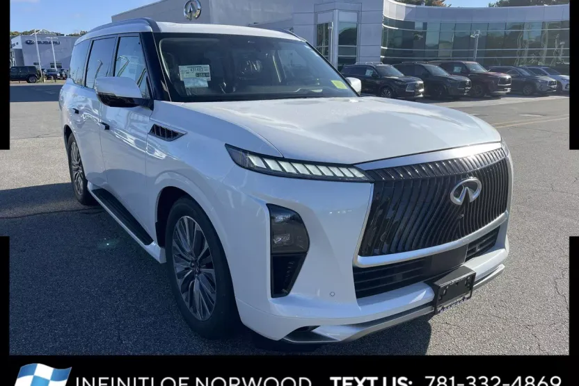 2026 Infiniti QX80 Luxe photo 1