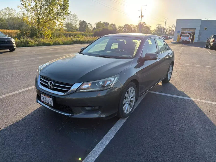 2015 Honda Accord EX photo 1