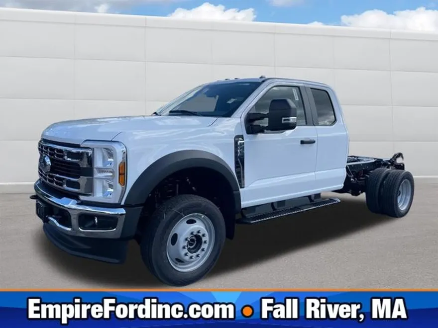 2024 Ford F-450 XL photo 1