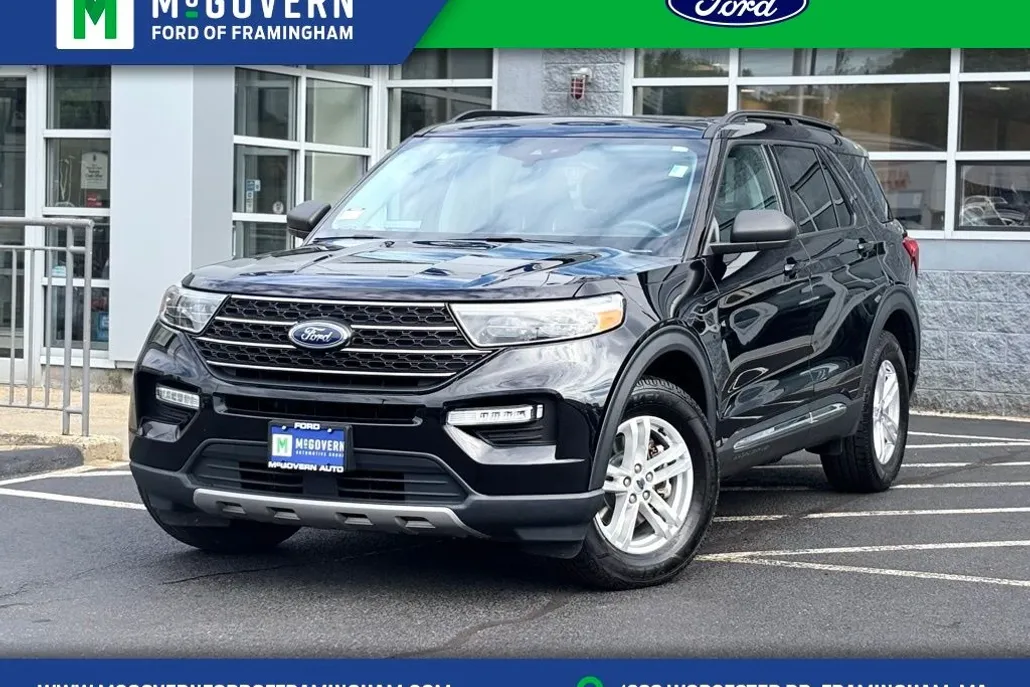 2022 Ford Explorer XLT photo 1