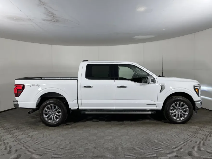 2024 Ford F-150 Lariat photo 1