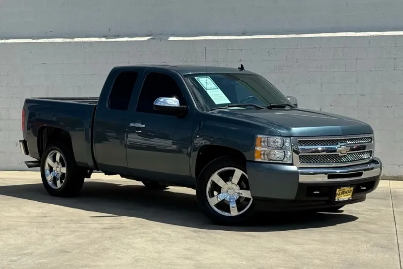 2009 Chevrolet Silverado 1500 LT photo 1