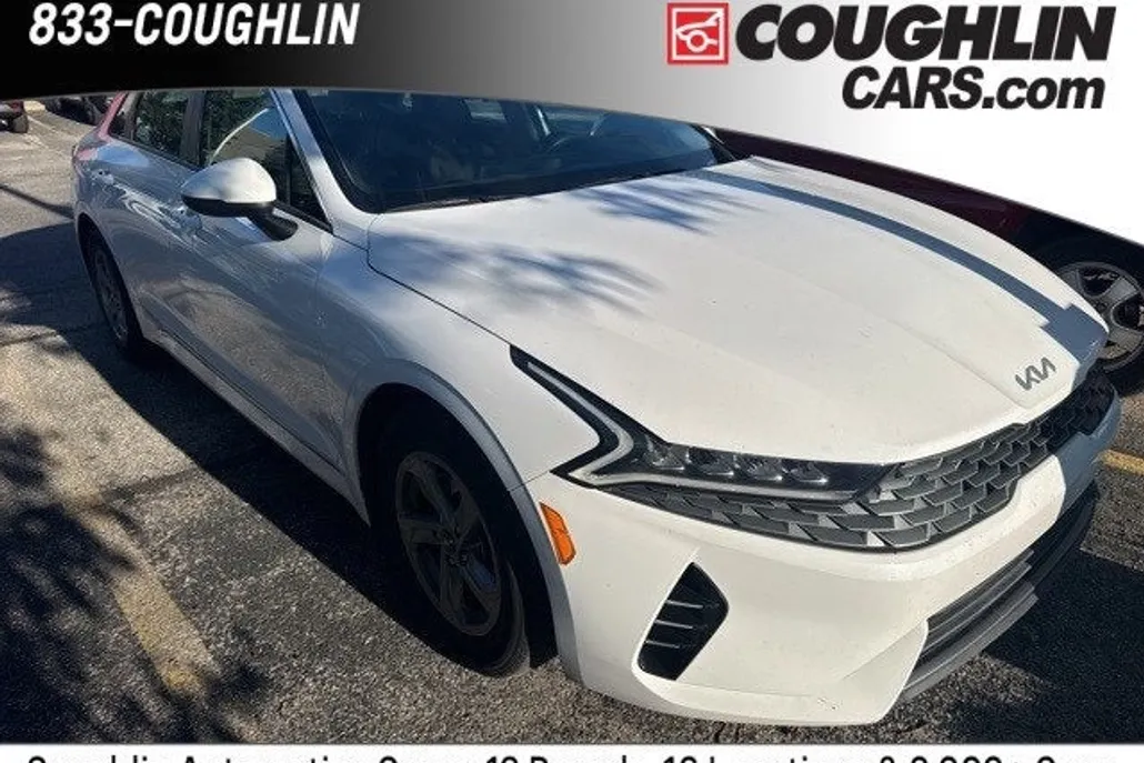 2023 Kia K5 LXS photo 1