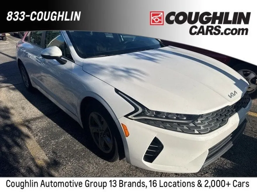 2023 Kia K5 LXS photo 1