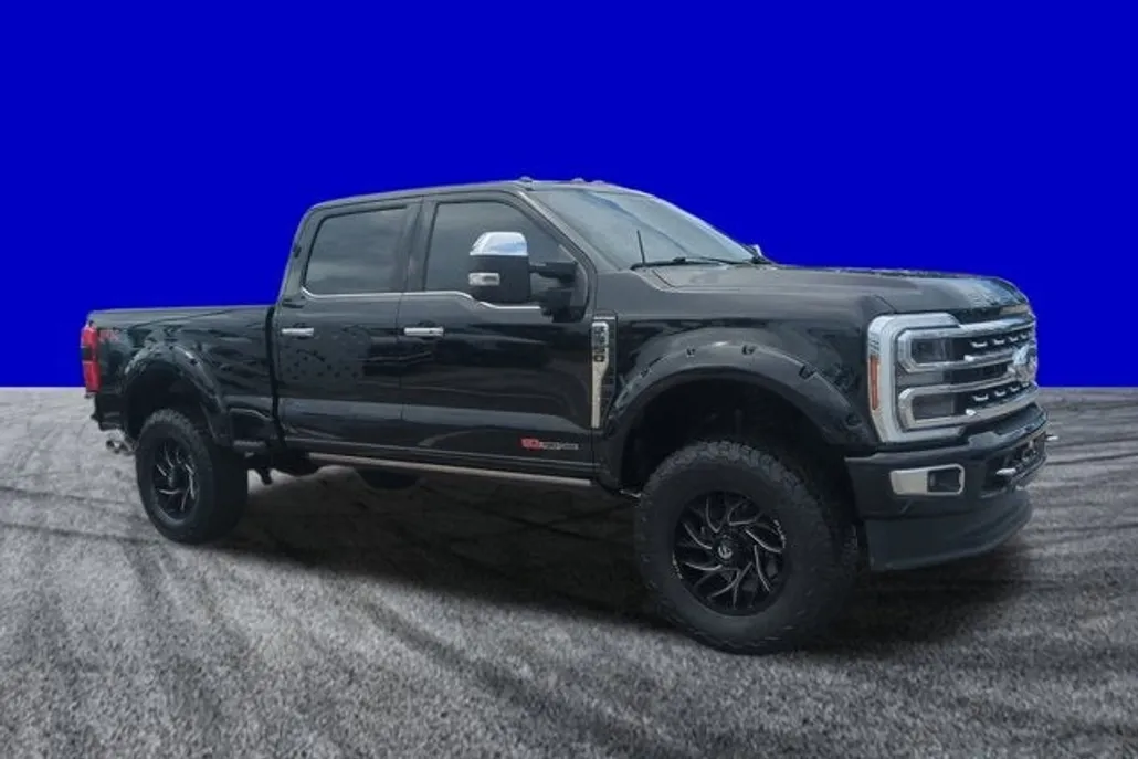 2024 Ford F-350 Platinum photo 1