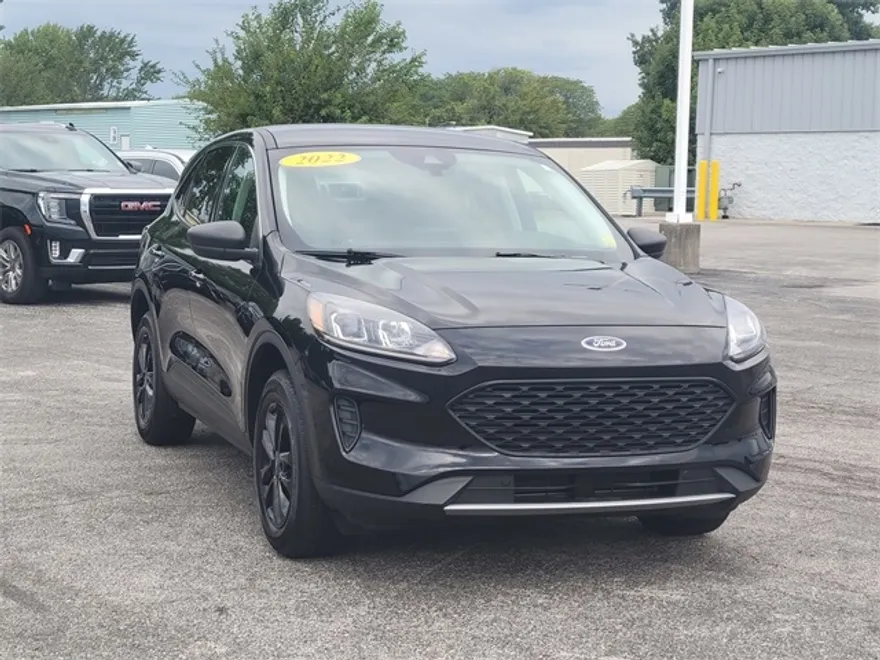 2022 Ford Escape SE photo 1
