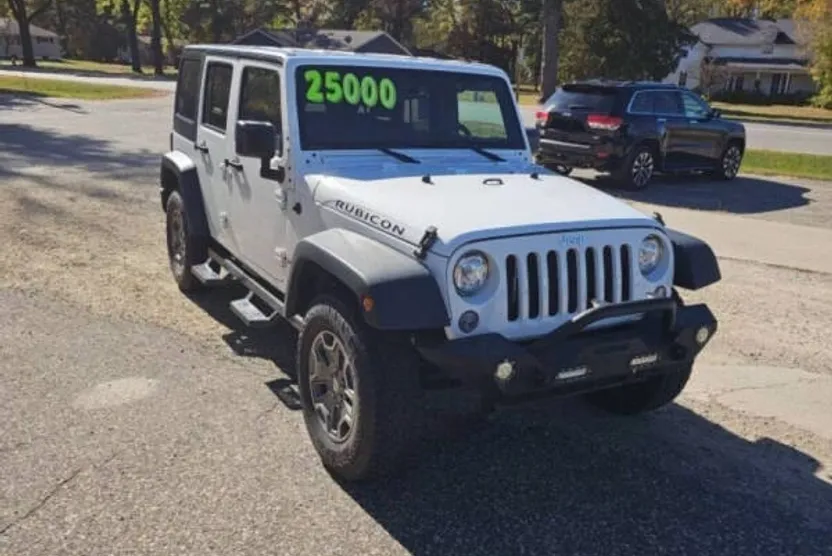 2017 Jeep Wrangler Unlimited Rubicon Sport photo 1
