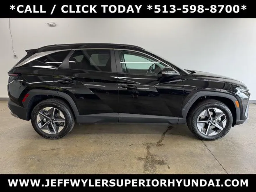2025 Hyundai Tucson SEL Convenience photo 1