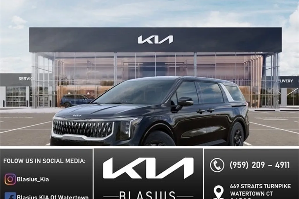 2026 Kia Carnival LXS photo 1