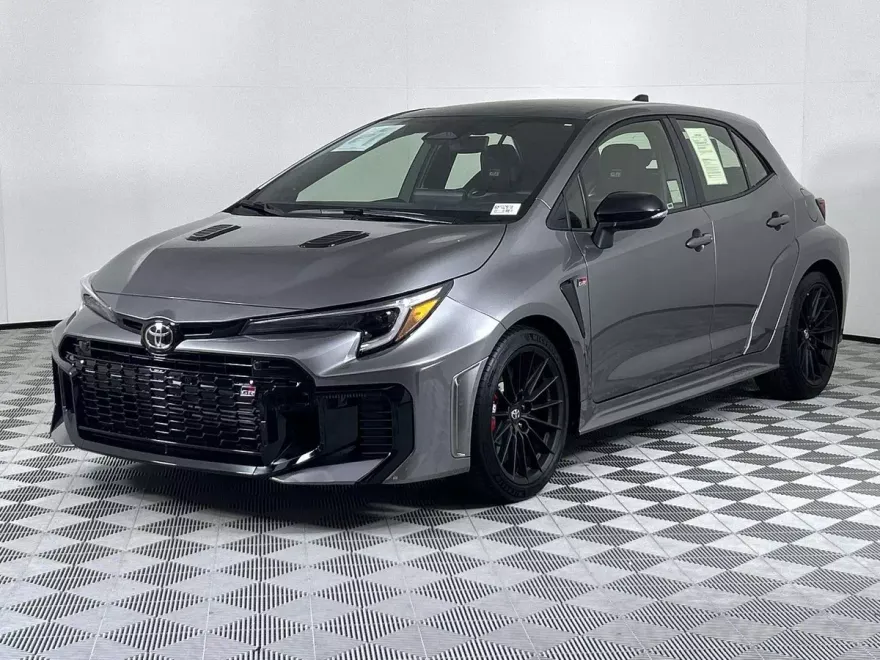2025 Toyota Corolla GR Premium photo 1