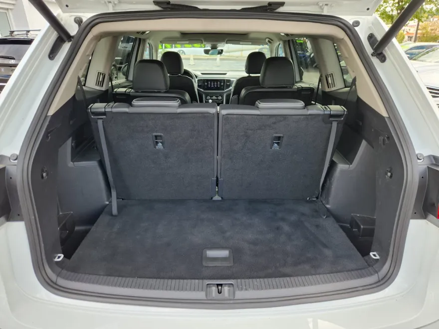 2021 Volkswagen Atlas V6 SEL Premium R-Line photo 1