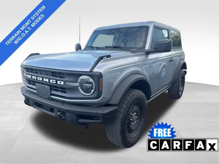 2022 Ford Bronco Base photo 1