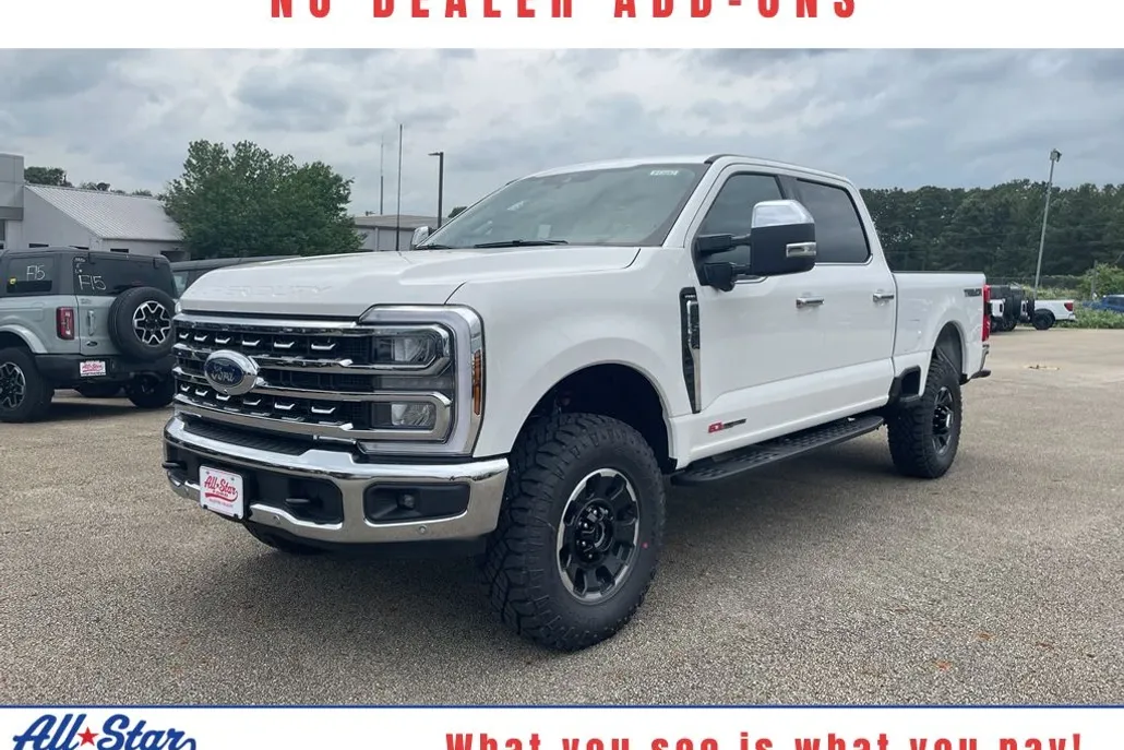 2025 Ford F-250 Lariat photo 1