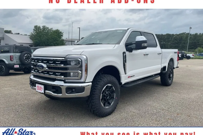 2025 Ford F-250 Lariat photo 1