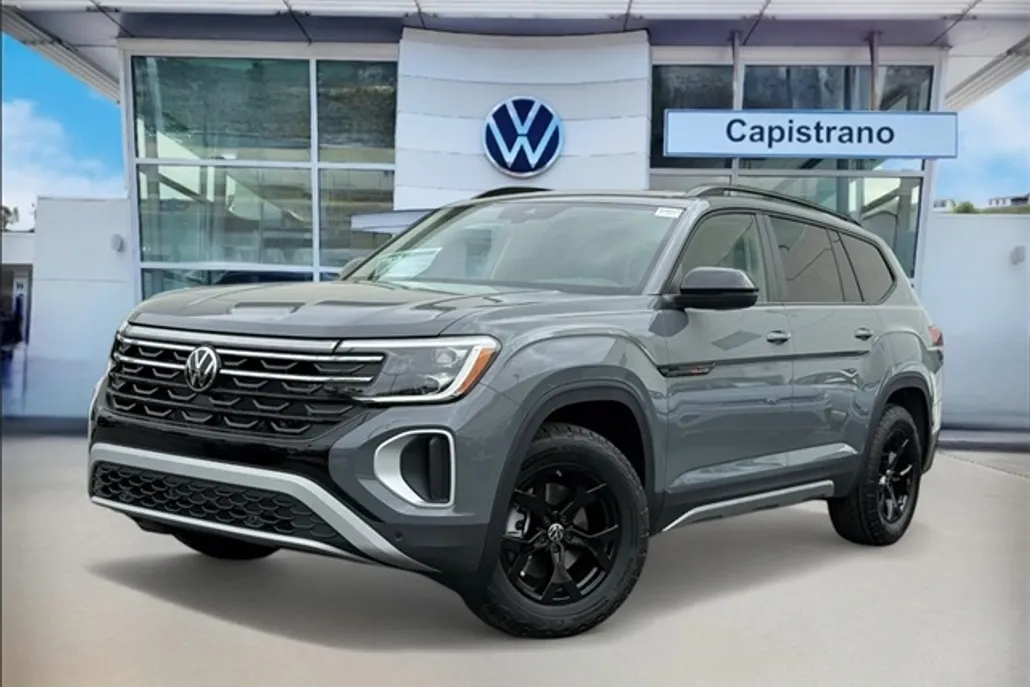 2025 Volkswagen Atlas Peak Edition SE photo 1