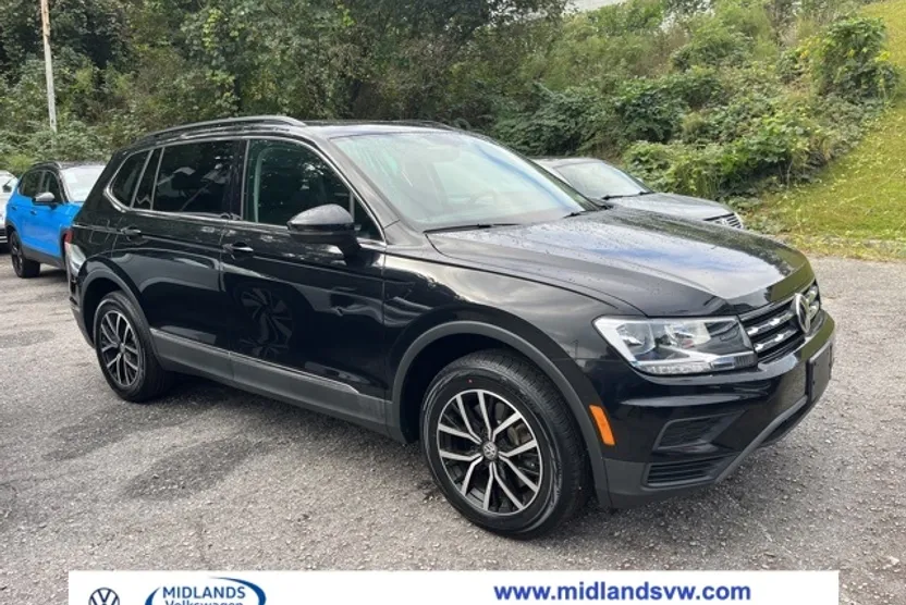 2021 Volkswagen Tiguan R-Line Black SEL photo 1