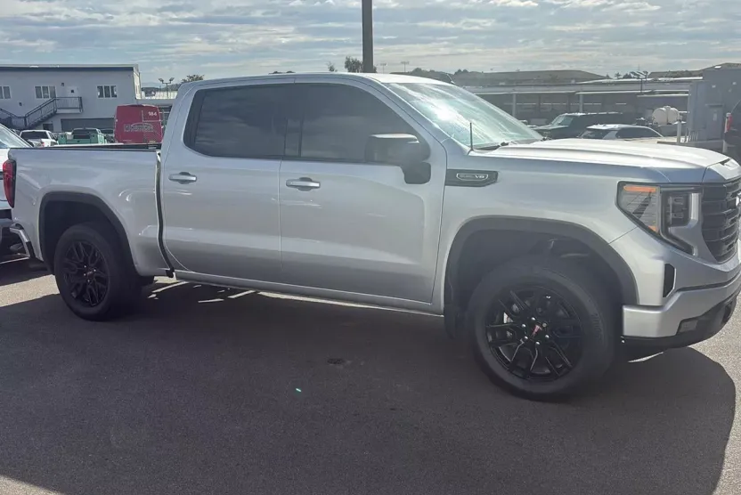 2022 Gmc Sierra 1500 Elevation photo 1