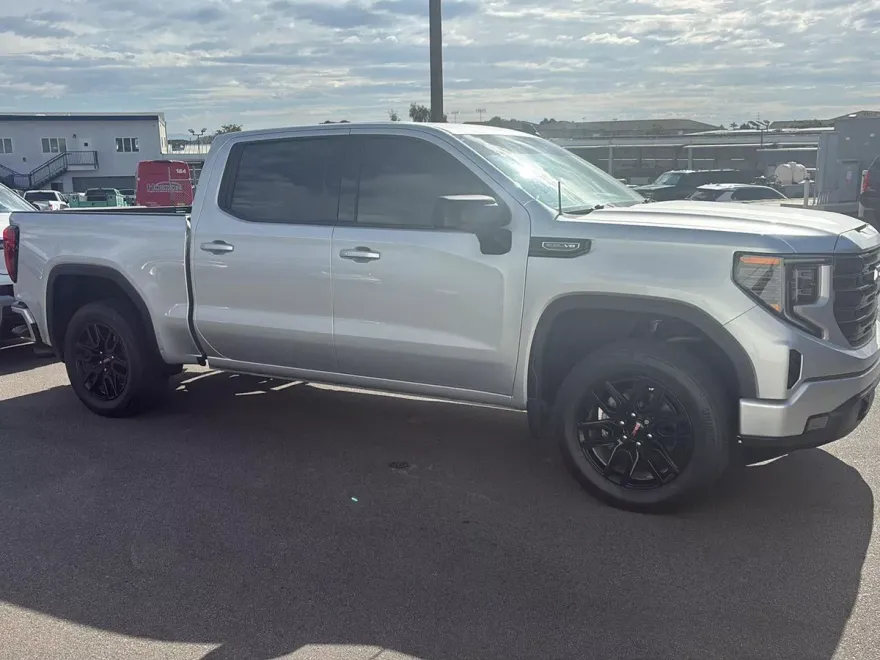 2022 Gmc Sierra 1500 Elevation photo 1