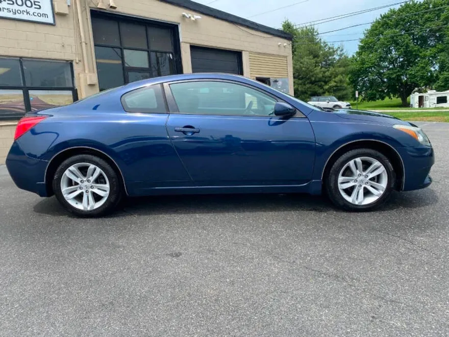 2012 Nissan Altima 2.5 S photo 1