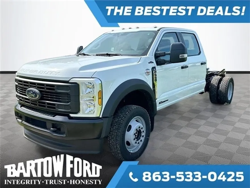 2025 Ford F-550 photo 1