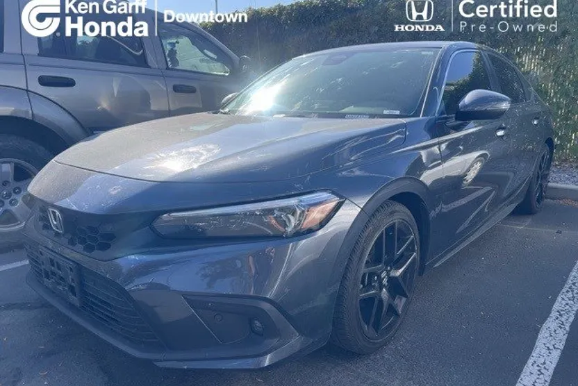 2022 Honda Civic Hatchback Sport Touring photo 1