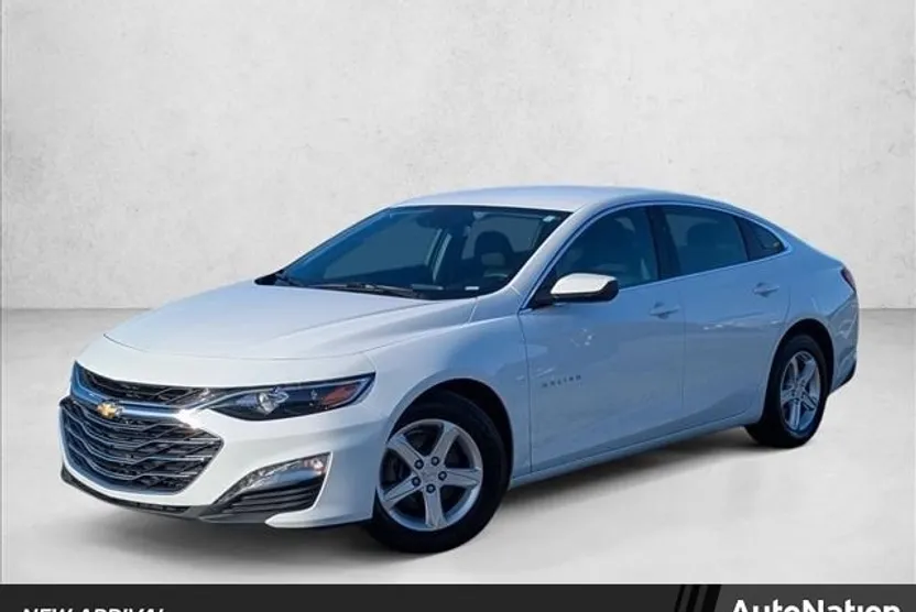 2023 Chevrolet Malibu 1LT photo 1